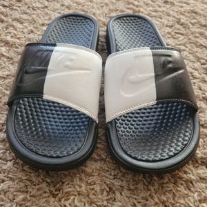 Nike Benassi JDI custom